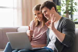 A couple in a virtual therapy session.