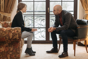 An image of a woman in therapy for betrayal trauma